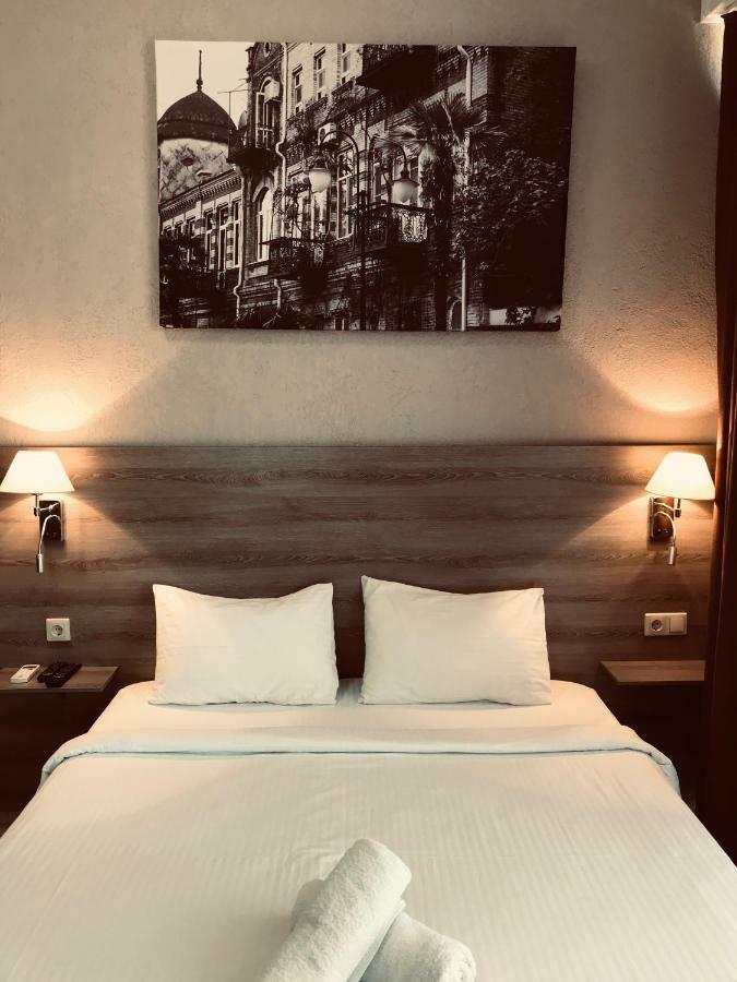 Hotel Bereg Evkaliptov Tsandrypsj Exteriör bild